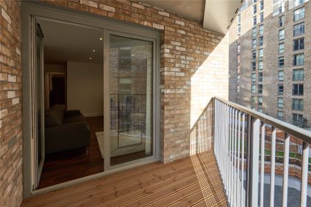 New Bridge Street Salford M3 - Photo 3