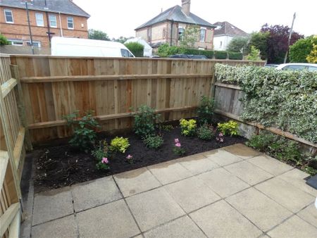 Richmond Wood Road, Bournemouth, Dorset, BH8 - Photo 5