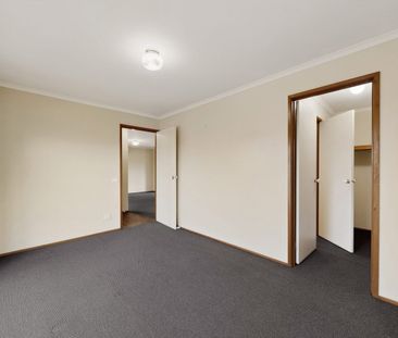 Location Location! - Photo 3