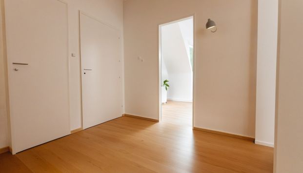 Schöne Dachwohnung in der schönsten Altstadt Gasse Nürnberg´s! - Foto 1