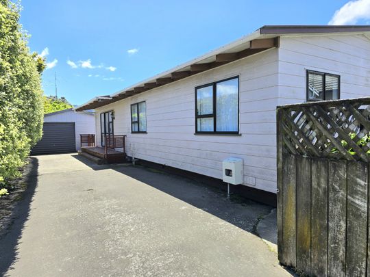 Lovely Home in Oxford Terrace - Photo 1