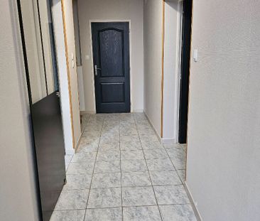 Location maison 5 pièces, 120.00m², Carmaux - Photo 3