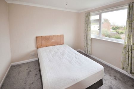 Ashcroft Court, Burnham, Slough, SL1 - Photo 4