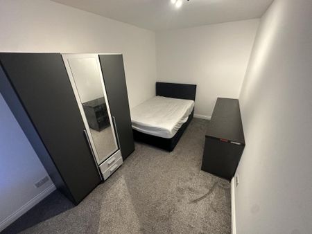 3 bedroom terraced house to rent - Photo 5