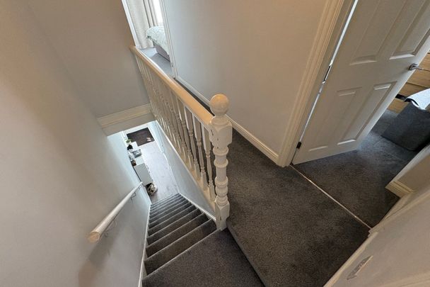 Newington Road - Photo 1