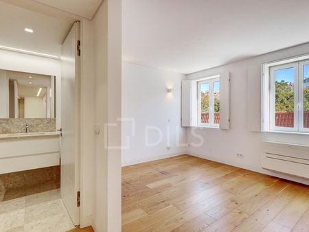 Apartamento T3 em condomínio com jardim e piscina, na Lapa - Photo 4