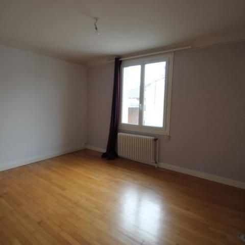 Location Appartement 3 pièces 69m² GANNAT 03800 - Photo 1