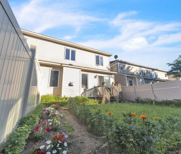 For Lease - 604 Paul Metivier Drive, Barrhaven, Ontario - Photo 2