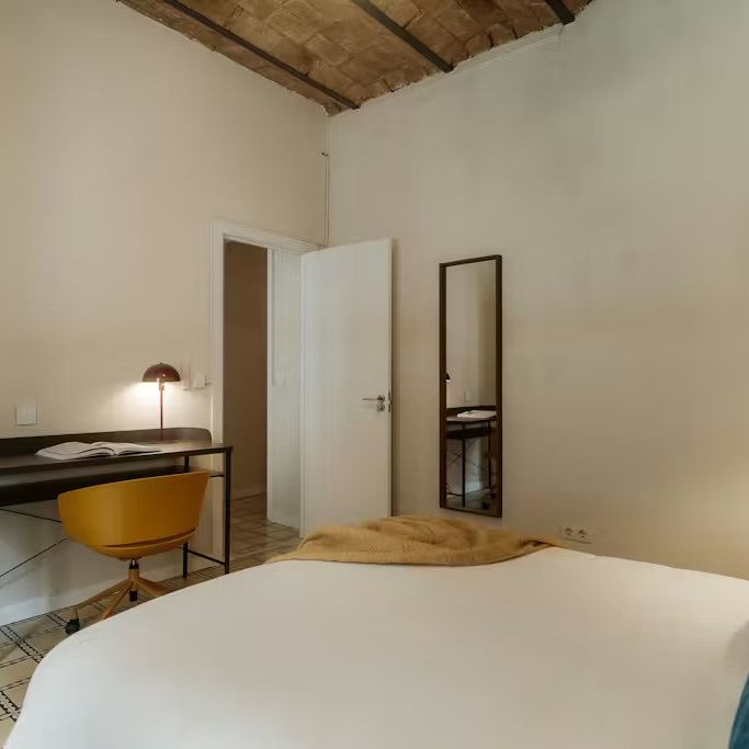 Carrer de Gombau, Barcelona, Catalonia 08003 - Photo 1