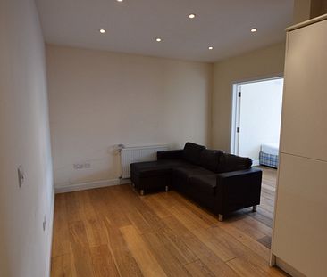 1 bed Apartment - To Let - Photo 5