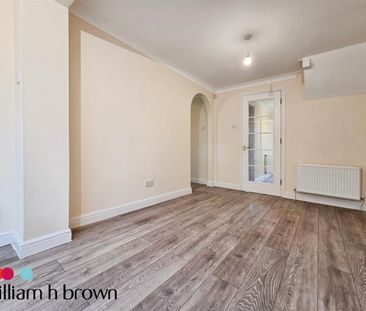 Poplar Close, South Ockendon - Photo 2