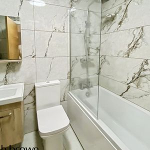 Richards Avenue - Photo 2