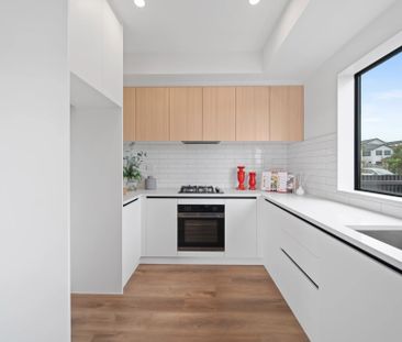 Modern Home! - Photo 3