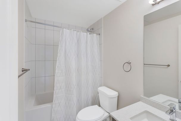 For Lease - 9000 Jane Street Unit# 2018, Vaughan, Ontario - Photo 1