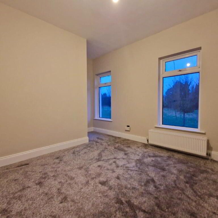 37 Talbot Street, Newtownards, BT23 4EG - Photo 1