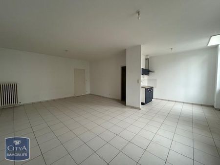 Location Appartement 4 pièces 70m² ALENCON 61000 - Photo 2