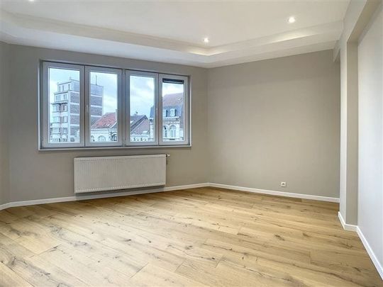 Appartement te huur - Photo 1