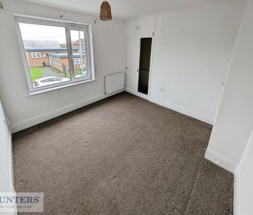 3 bedroom end of terrace house to rent - Photo 5