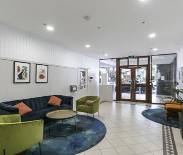 Quest Building Apartment - Photo 3