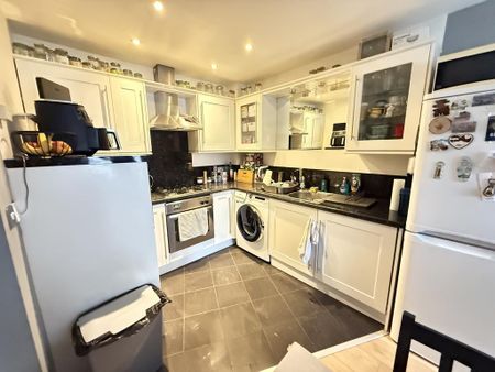 2 bedroom apartment to rent - Photo 5