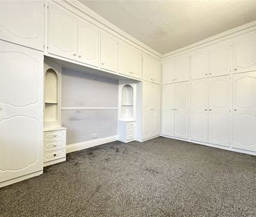 26, Regent Road, Horsforth, Leeds, West Yorkshire, LS18 4NP - Photo 3