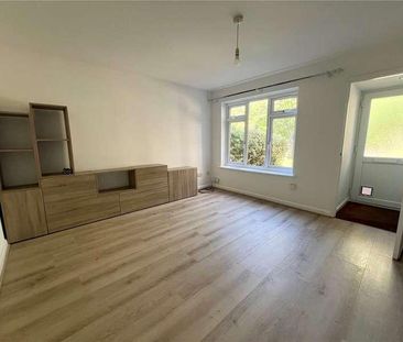 Latham Road, Romsey, Hampshire, SO51 - Photo 6