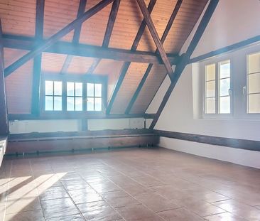 Located in the heart of the picturesque village of Epesses, this ch... - Photo 1