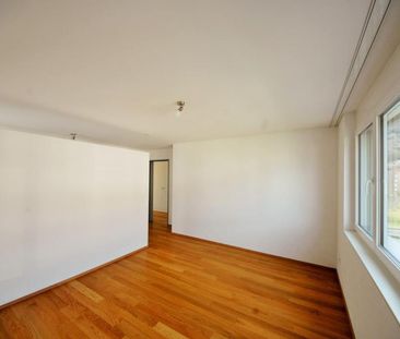 Grossräumig und moderner Ausbau - Foto 3