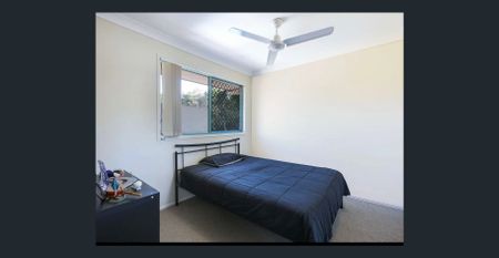 3 bedroom townhouse close to everything - Photo 3