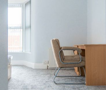 Adelaide Road, Kensington, Liverpool. - Photo 6