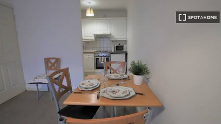 1-bedroom apartment for rent in Saint James Gate, Dublin - Photo 4