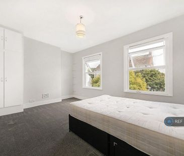 5 bedroom terraced house to rent - Photo 6