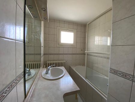 Location Appartement 3 pièces 59m² VALENCE 26000 - Photo 5