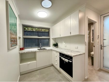 100B Turpin Road, Labrador - Photo 3