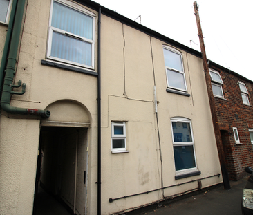 66 Newland Street West - Photo 4