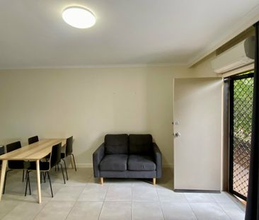 1 BEDROOM 1 BATHROOM FURNISHED STUDIO UNIT - Photo 2