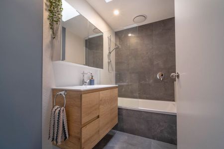 Partly Furnished Townhouse in the Heart of Buderim! - Photo 4