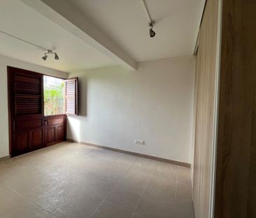 Location Maison 98.31m² 4 pièces Fort de france - Photo 4