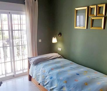 3 bedroom luxury Semidetached House for rent in Estepona, Spain - Photo 5