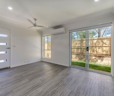 Modern & Low-Maintenance 2-Bedroom Duplex in Stoneleigh Reserve - Photo 2