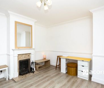 Dunkery Road, London, SE9 - Photo 3