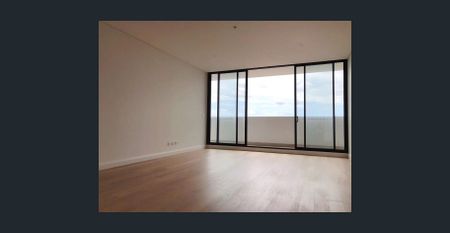 Magnificent 3 Bedroom Apartment for Lease - Photo 3