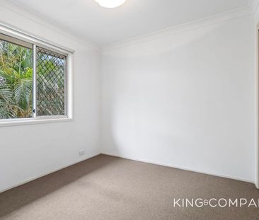 KING&COMPANY - Photo 3