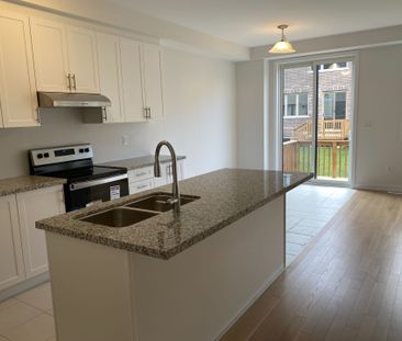 For Lease - 36 John Canning Way, Markham, Ontario - Photo 6