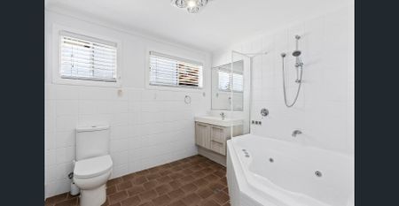 10 Numidia Street, Currumbin Waters, Qld 4223 - Photo 4