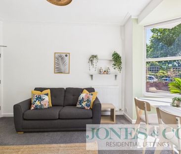 1 bedroom in a house share to rent - Photo 1