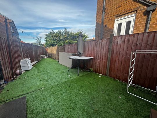3 bedroom detached house to rent - Photo 1