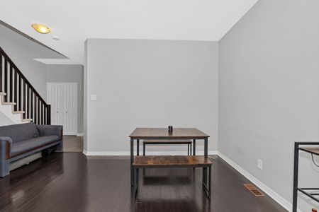 For Lease - 503 Knotridge Street, Orleans - Convent Glen and Area, Ontario - Photo 3