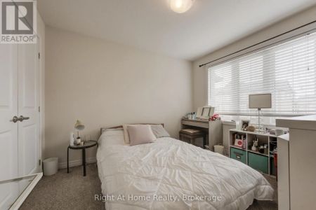 2364 NATASHA CIRCLE - Photo 4