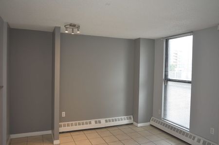 108 3rd Ave. SW, Calgary - Photo 4